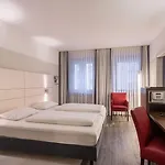 Ferrotel - Partner Of Sorat Hotel 3*