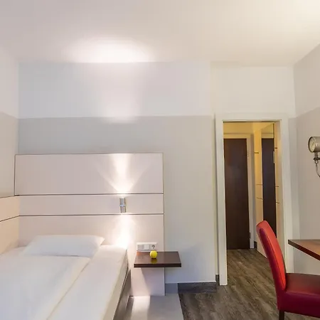 Ferrotel - Partner Of Sorat Hotel 3*