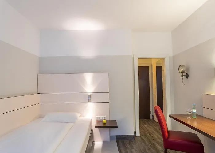 Ferrotel - Partner Of Sorat Hotel 3*